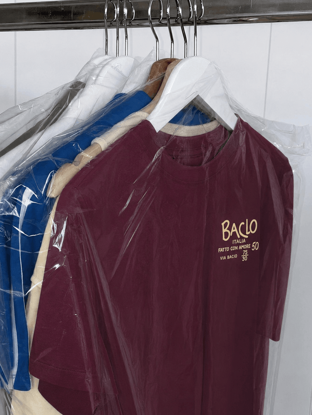Fatto Con Amore Tee - Wine Red